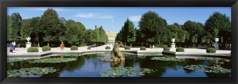 Framed Schonbrunn Palace grounds, Vienna, Austria Print