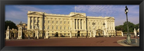 Framed Facade of a palace, Buckingham Palace, London, England Print