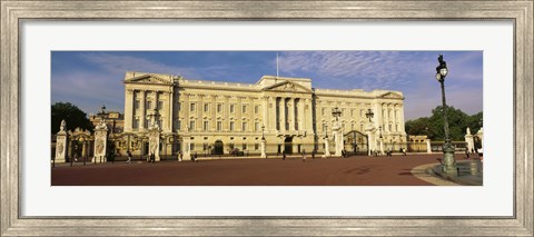 Framed Facade of a palace, Buckingham Palace, London, England Print
