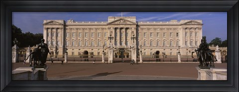 Framed View Of The Buckingham Palace, London, England, United Kingdom Print