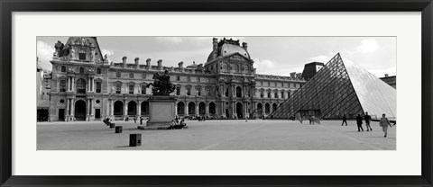 Framed Tourists in the courtyard of a museum, Musee Du Louvre, Paris, France Print