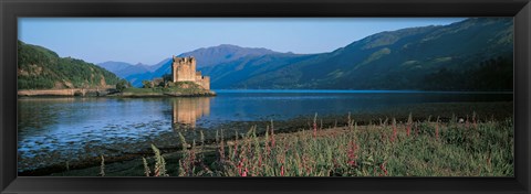 Framed Eilean Donan Castle &amp; Loch Duich Scotland Print