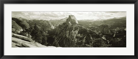 Framed USA, California, Yosemite National Park, Half Dome Print