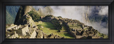 Framed Machu Picchu, Peru Print