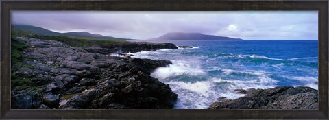 Framed (Traigh Luskentyre ) Sound of Taransay (Outer Hebrides ) Isle of Harris Scotland Print