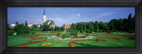 Framed Garden At Schonbrunn Palace (Schloss Schonbrunn), Vienna, Austria Print
