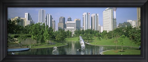 Framed Park In The City, Petronas Twin Towers, Kuala Lumpur, Malaysia Print