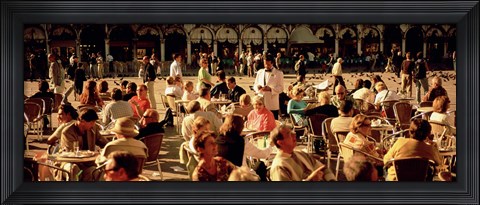 Framed Tourists at a sidewalk cafe, Venice, Italy Print