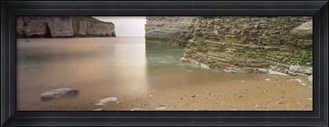 Framed Waterfront Cliffs, North Landing, Flamborough, Yorkshire, England, United Kingdom Print