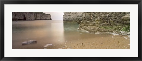 Framed Waterfront Cliffs, North Landing, Flamborough, Yorkshire, England, United Kingdom Print