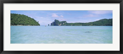 Framed Hills in the ocean, Loh Dalum Bay, Ko Phi Phi Don, Phi Phi Islands, Thailand Print