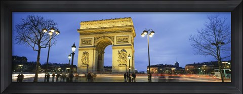 Framed Tourists walking in front of a monument, Arc de Triomphe, Paris, France Print