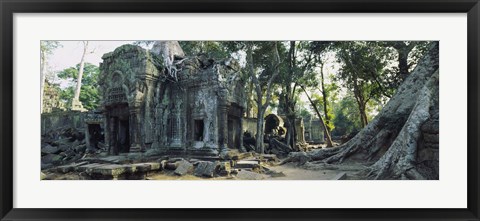 Framed Old ruins of a building, Angkor Wat, Cambodia Print