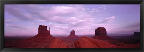 Framed Buttes at sunset, The Mittens, Merrick Butte, Monument Valley, Arizona, USA Print