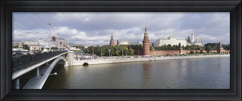 Framed Bridge across a river, Bolshoy Kamenny Bridge, Grand Kremlin Palace, Moskva River, Moscow, Russia Print