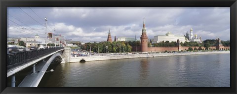 Framed Bridge across a river, Bolshoy Kamenny Bridge, Grand Kremlin Palace, Moskva River, Moscow, Russia Print