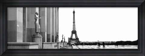 Framed Statues at a palace with a tower in the background, Eiffel Tower, Place Du Trocadero, Paris, Ile-De-France, France Print