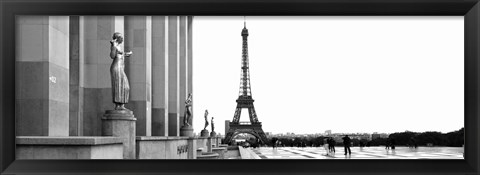 Framed Statues at a palace with a tower in the background, Eiffel Tower, Place Du Trocadero, Paris, Ile-De-France, France Print