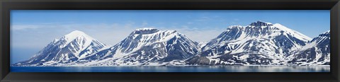 Framed Ocean with a mountain range in the background, Bellsund, Spitsbergen, Svalbard Islands, Norway Print