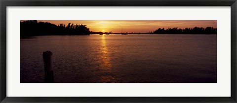 Framed Sunrise over the sea, Bermuda Print