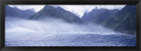 Framed Rolling waves and mountains, Tahiti, French Polynesia Print
