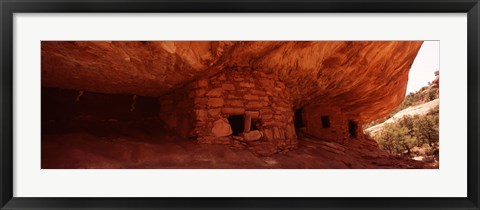 Framed Dwelling structures on a cliff, Anasazi Ruins, Mule Canyon, Utah, USA Print