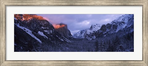 Framed Sunlight falling on a mountain range, Yosemite National Park, California, USA Print