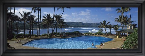 Framed Tourists at an infinity pool, Hawaii, USA Print