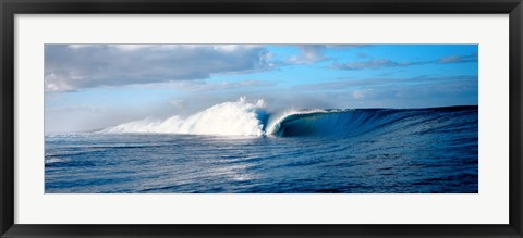 Framed Low Wave in a Colorful Blue Sea Print