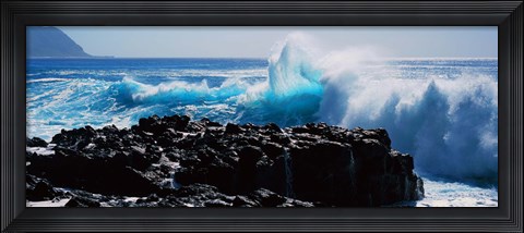 Framed Waves breaking on rocks Print
