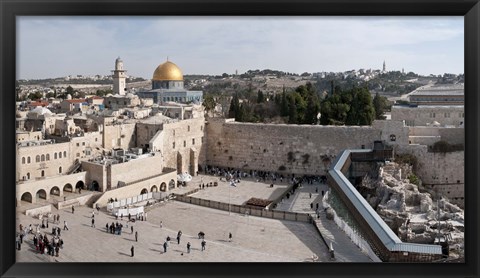 Framed Tourists praying at the Wailing Wall in Jerusalem, Israel Print