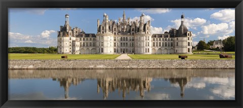 Framed Reflection of a castle in a river, Chateau Royal De Chambord, Loire-Et-Cher, Loire Valley, Loire River, Region Centre, France Print