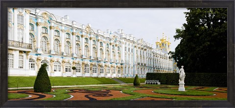 Framed Formal garden in front of a palace, Tsarskoe Selo, Catherine Palace, St. Petersburg, Russia Print