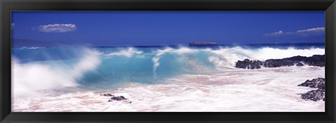 Framed Waves breaking on the rocks, Big Beach, Makena, Maui, Hawaii, USA Print