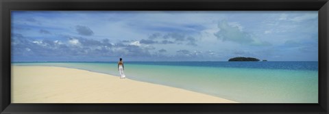 Framed Woman in distance on sandbar, Aitutaki, Cook Islands Print