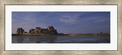 Framed Cottage between the rocks, Du Gouffre, Plougrescant, Brittany, France Print