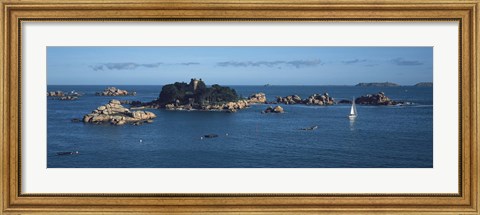 Framed Castle at the coast, Costaeres Castle, Cote de Granit Rose, Ploumanach, Perros-Guirec, Cotes-D&#39;Armor, Brittany, France Print