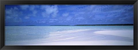 Framed Motus and Lagoon viewed from a sandbar, Aitutaki, Cook Islands Print