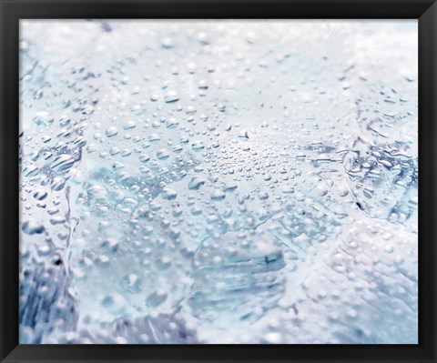 Framed Close up of water droplets on lavender glass Print