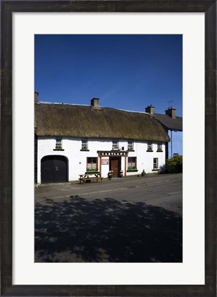 Framed Cartlan&#39;s Thatched Pub, Kingscourt, County Cavan, Ireland Print