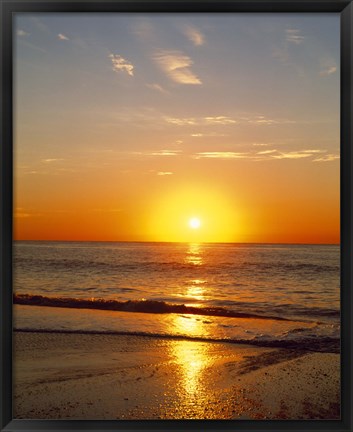 Framed Sunrise over the sea Print