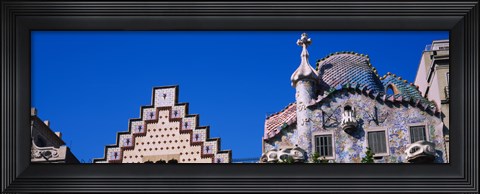 Framed Low angle view of a building, Casa Batllo, Passeig De Gracia, Barcelona, Catalonia, Spain Print