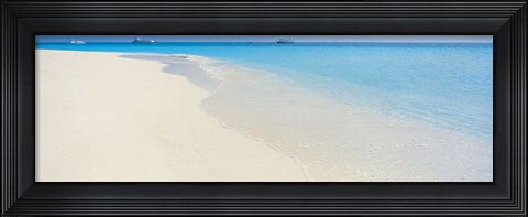 Framed Laguna Maldives Print