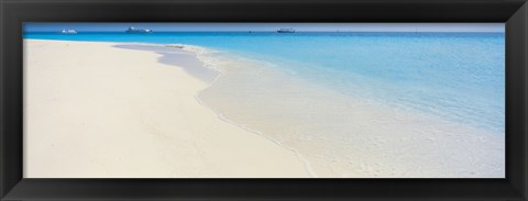 Framed Laguna Maldives Print