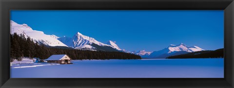 Framed Maligne Lake &amp; Canadian Rockies Alberta Canada Print