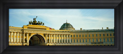 Framed Low angle view of a building, General Staff Building, State Hermitage Museum, Palace Square, St. Petersburg, Russia Print