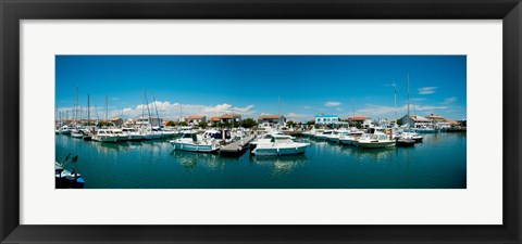 Framed Saintes-Maries-De-La-Mer, Bouches-Du-Rhone, Provence-Alpes-Cote d&#39;Azur, France Print