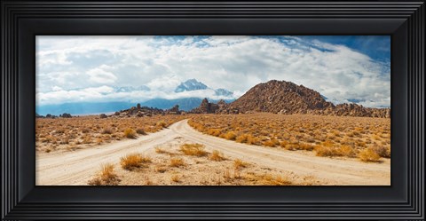 Framed Converging roads, Alabama Hills, Owens Valley, Lone Pine, California, USA Print