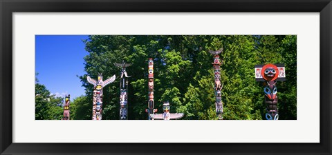 Framed Totem poles in a a park, Stanley Park, Vancouver, British Columbia, Canada Print
