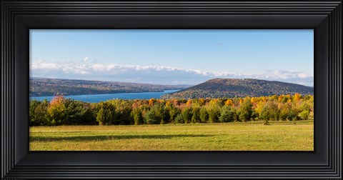 Framed Bluff on Keuka Lake in autumn, Finger Lakes, New York State, USA Print